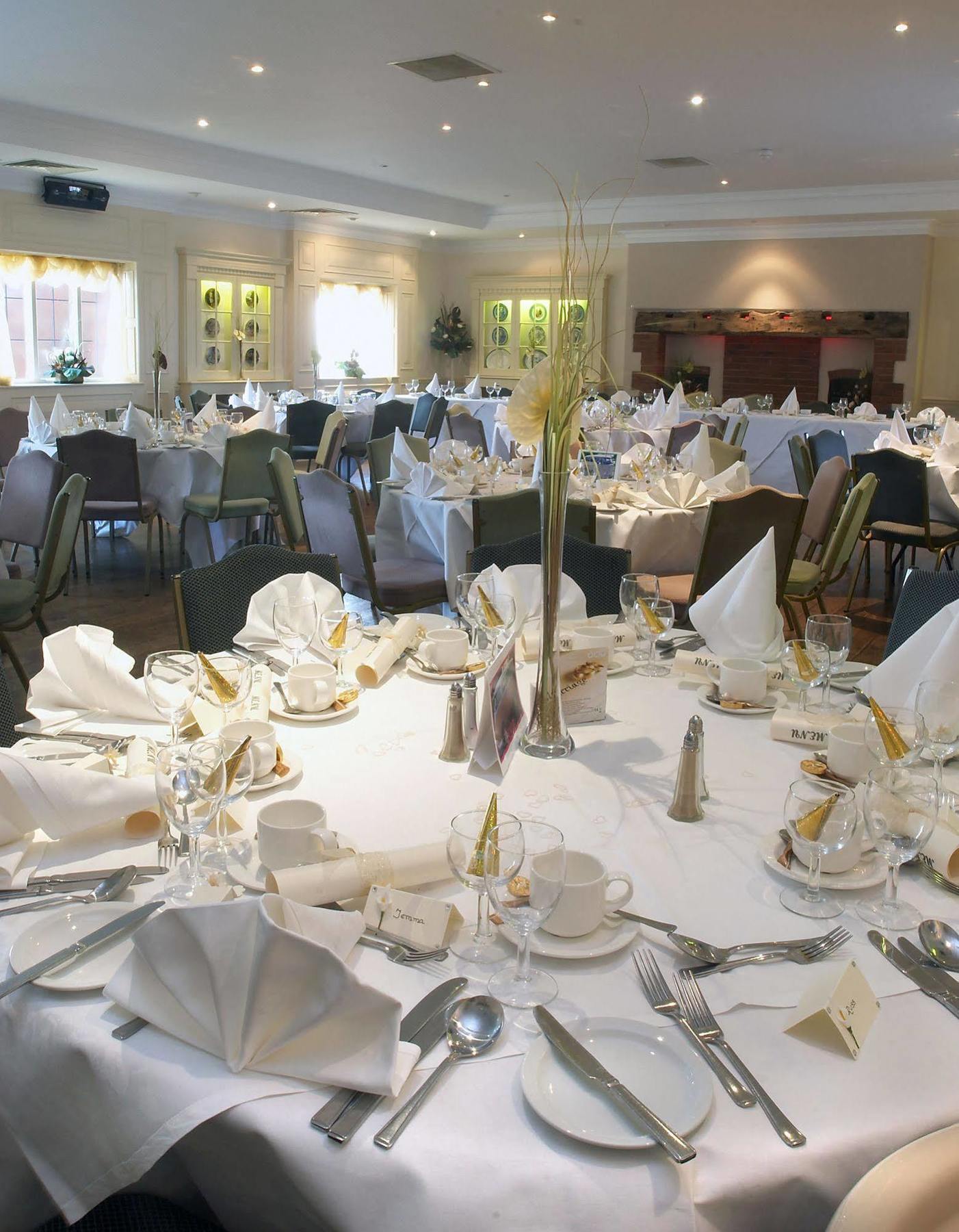 The Barns Hotel Cannock Esterno foto