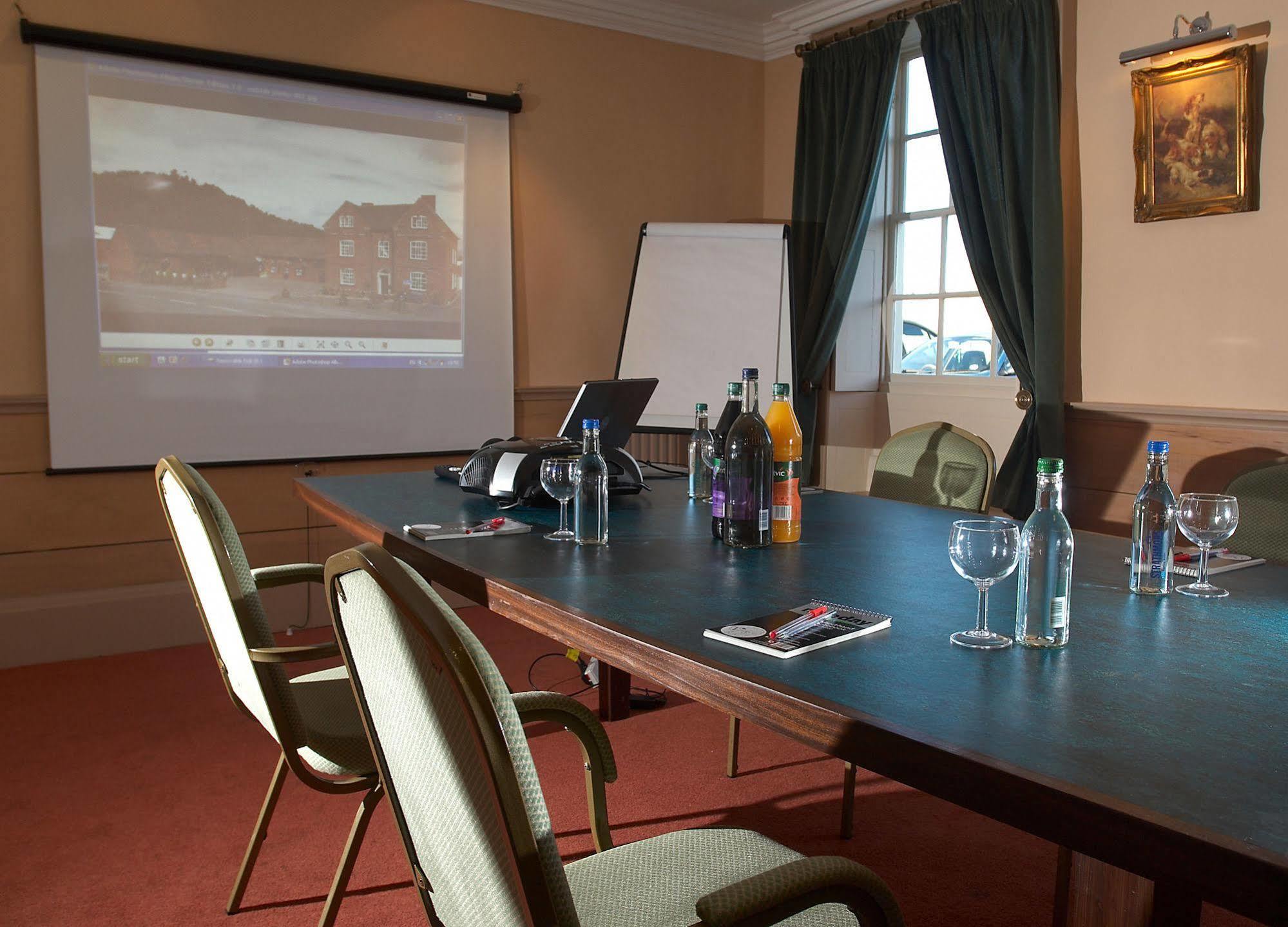 The Barns Hotel Cannock Esterno foto