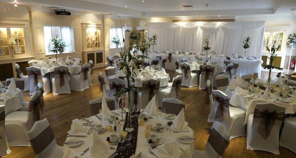 The Barns Hotel Cannock Esterno foto